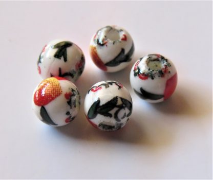 6mm Round White Porcelain / Ceramic Beads - Double Hearts