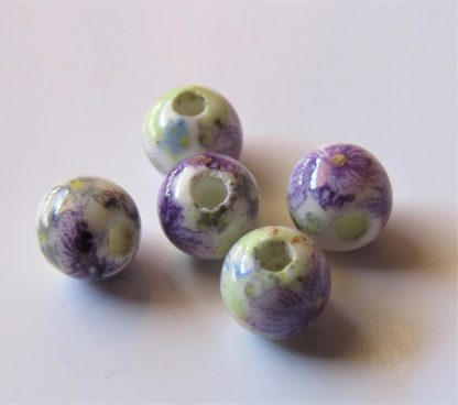 6mm Round Porcelain/Ceramic Beads - White / Pale Purple Peony Flowers