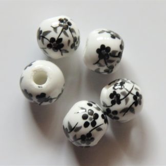 6mm Round Porcelain/Ceramic Beads - White / Black Oriental Flowers